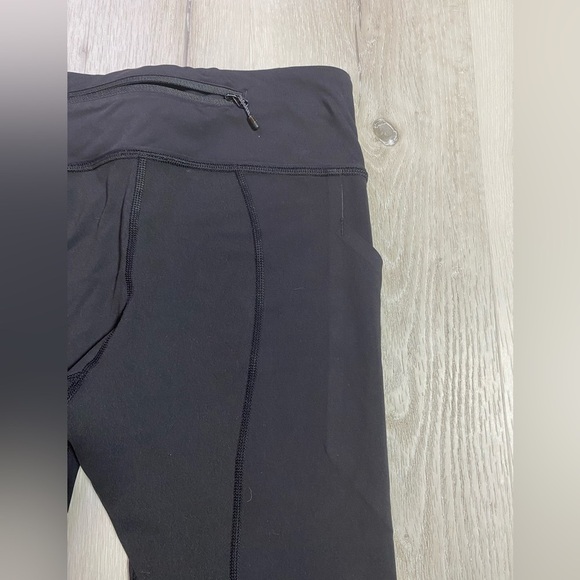 Lululemon Cropped Black Leggings With Sheer Panels, Size 4 - Picture 6 of 10